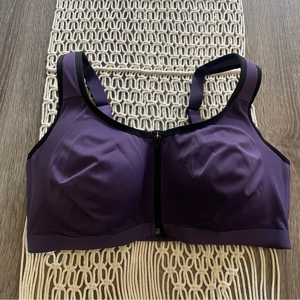 New Vs Knockout Full Support Front Close Sports B… - image 1